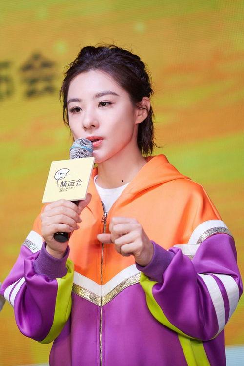 刘璇爆料女足视频播放,揭秘视频播放背后的故事